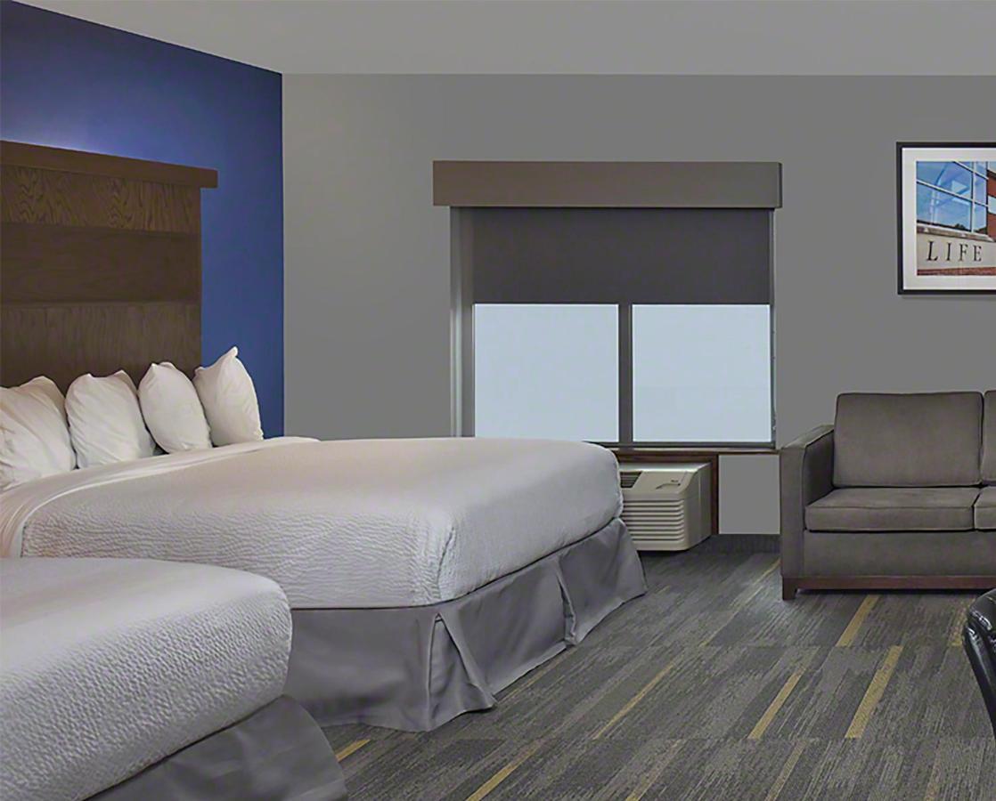 Queen Room with Two Queen Beds